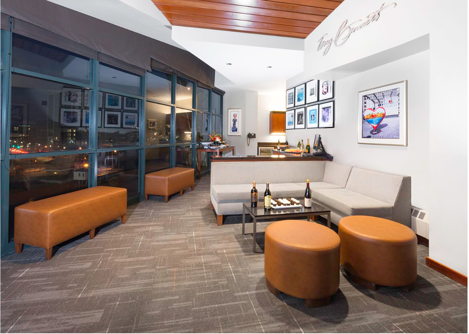 Tony Bennett Suite Interior